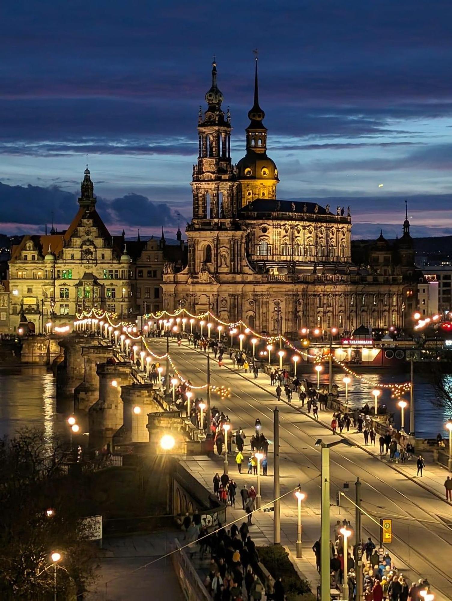 Villarina Dresden Buitenkant foto